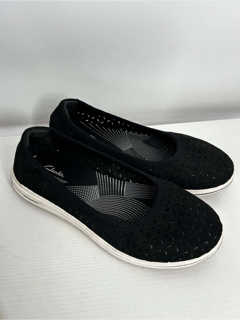 Clarks Cloudsteppers Breeze Roam Ballet Flats in Navy Blue, size: 8 1/2 W